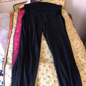 Yogalicious Full Length Harem Leggings Size S